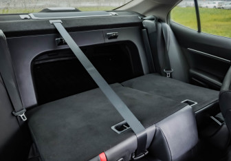 Подержанный автомобиль Toyota Camry Sedan 2021 года (34 фото)