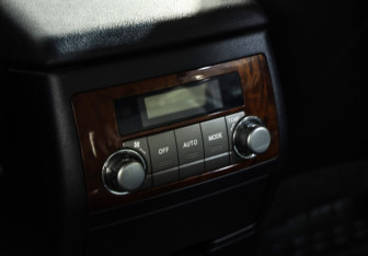 Подержанный автомобиль Toyota Highlander 2011 года (18 фото)