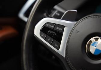 Подержанный автомобиль BMW X5 2019 года (15 фото)