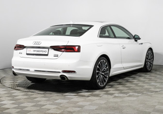 Подержанный автомобиль Audi A5 Coupe 2017 года (31 фото)