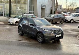Подержанный автомобиль Land Rover Range Rover Velar 2017 года (3 фото)