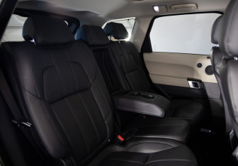 Подержанный автомобиль Land Rover Range Rover Sport 2014 года (13 фото)
