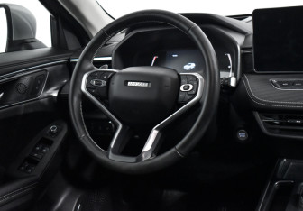 Подержанный автомобиль Haval Jolion 2023 года (16 фото)