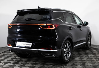 Подержанный автомобиль Chery Tiggo 7 Pro Max 2023 года (5 фото)