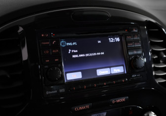 Подержанный автомобиль Nissan Juke 2011 года (19 фото)