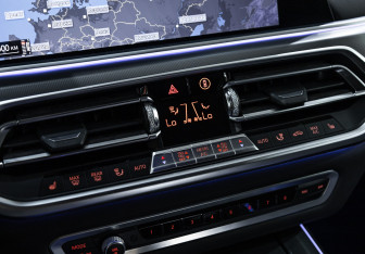 Подержанный автомобиль BMW X5 2019 года (27 фото)