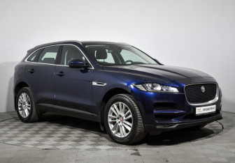 Подержанный автомобиль Jaguar F-Pace 2017 года (3 фото)