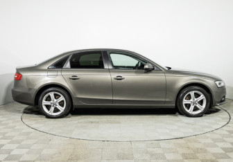 Подержанный автомобиль Audi A4 Sedan 2013 года (4 фото)