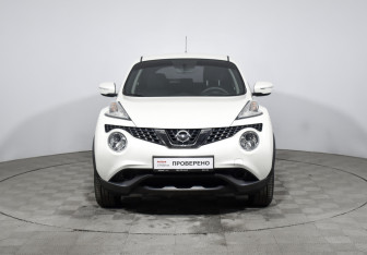 Подержанный автомобиль Nissan Juke 2015 года (2 фото)