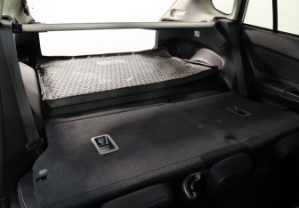 Подержанный автомобиль Subaru XV 2013 года (21 фото)