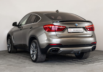 Подержанный автомобиль BMW X6 2017 года (8 фото)