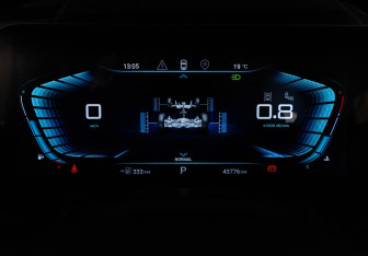 Подержанный автомобиль Exeed VX 2023 года (31 фото)