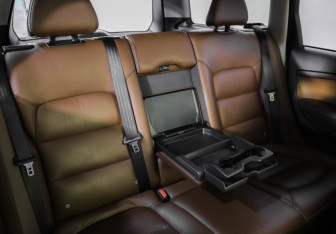 Подержанный автомобиль Volvo XC70 2015 года (29 фото)