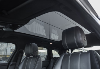 Подержанный автомобиль Land Rover Range Rover Velar 2019 года (31 фото)