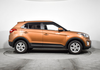 Подержанный автомобиль Hyundai Creta 2018 года (4 фото)