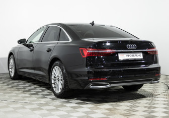 Подержанный автомобиль Audi A6 Sedan 2021 года (7 фото)