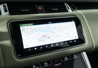 Подержанный автомобиль Land Rover Range Rover Sport 2020 года (18 фото)