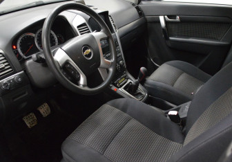 Подержанный автомобиль Chevrolet Captiva 2008 года (9 фото)