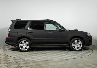 Подержанный автомобиль Subaru Forester Suv 2006 года (4 фото)