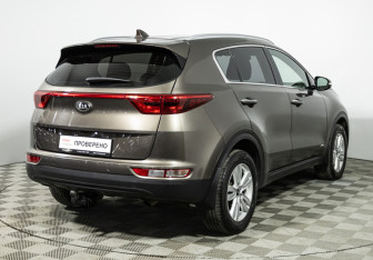 Подержанный автомобиль Kia Sportage 2018 года (5 фото)