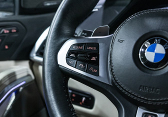 Подержанный автомобиль BMW X6 2020 года (18 фото)