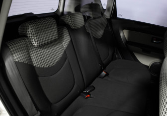 Подержанный автомобиль Kia Soul 2013 года (13 фото)