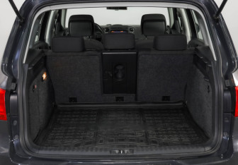 Подержанный автомобиль Volkswagen Tiguan 2014 года (31 фото)