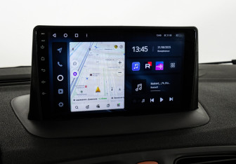 Подержанный автомобиль Renault Fluence 2014 года (13 фото)