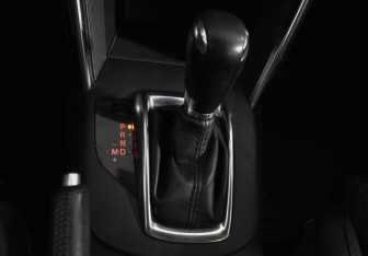 Подержанный автомобиль Mazda CX-5 2014 года (16 фото)