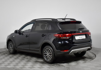 Подержанный автомобиль Kia Rio Hatchback 2019 года (7 фото)