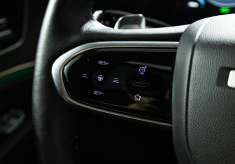 Подержанный автомобиль Jaecoo J8 2024 года (22 фото)