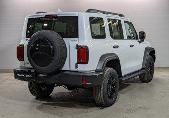 Новый Tank 300 2022 (2 фото)