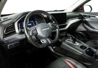 Подержанный автомобиль Haval F7x 2022 года (11 фото)