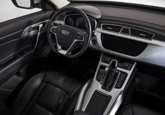 Подержанный автомобиль Geely Atlas 2020 года (8 фото)