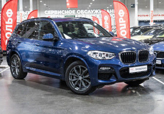 Подержанный автомобиль BMW X3 2018 года (5 фото)