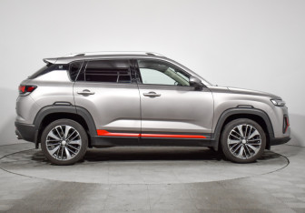 Подержанный автомобиль Changan CS35PLUS 2023 года (4 фото)