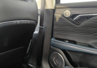 Подержанный автомобиль Voyah Free 2023 года (26 фото)