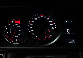 Подержанный автомобиль Hyundai Elantra Sedan 2021 года (12 фото)