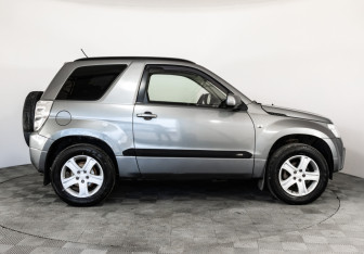 Подержанный автомобиль Suzuki Grand Vitara 2008 года (4 фото)