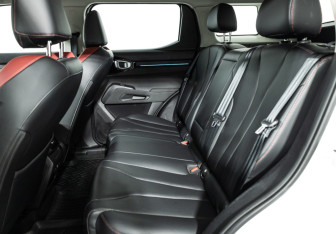 Подержанный автомобиль Haval H3 2024 года (10 фото)