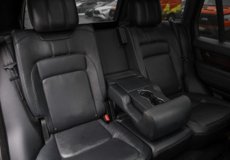 Подержанный автомобиль Land Rover Range Rover 2018 года (33 фото)