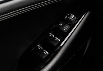 Подержанный автомобиль Mazda 6 Sedan 2022 года (19 фото)
