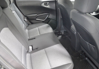 Подержанный автомобиль Kia Soul 2022 года (13 фото)