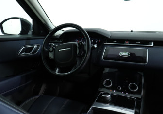 Подержанный автомобиль Land Rover Range Rover Velar 2019 года (12 фото)