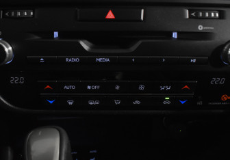 Подержанный автомобиль Lexus RX 2017 года (16 фото)