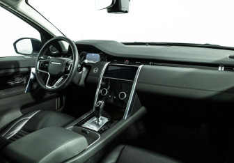 Подержанный автомобиль Land Rover Discovery Sport 2021 года (9 фото)