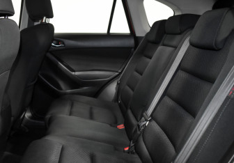 Подержанный автомобиль Mazda CX-5 2015 года (12 фото)