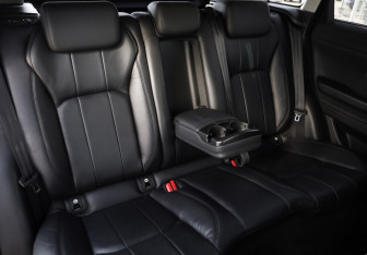 Подержанный автомобиль Land Rover Range Rover Evoque 2018 года (26 фото)