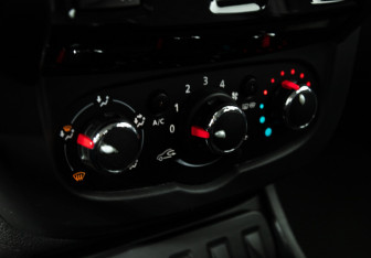 Подержанный автомобиль Renault Duster 2018 года (15 фото)