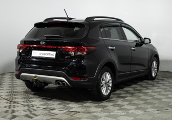 Подержанный автомобиль Kia Rio Hatchback 2018 года (5 фото)